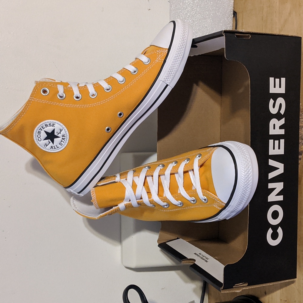 Converse Chuck Taylor 70 Hi Top Sunflower Lace Up Womens 11.5